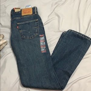 Jeans levis never used.
